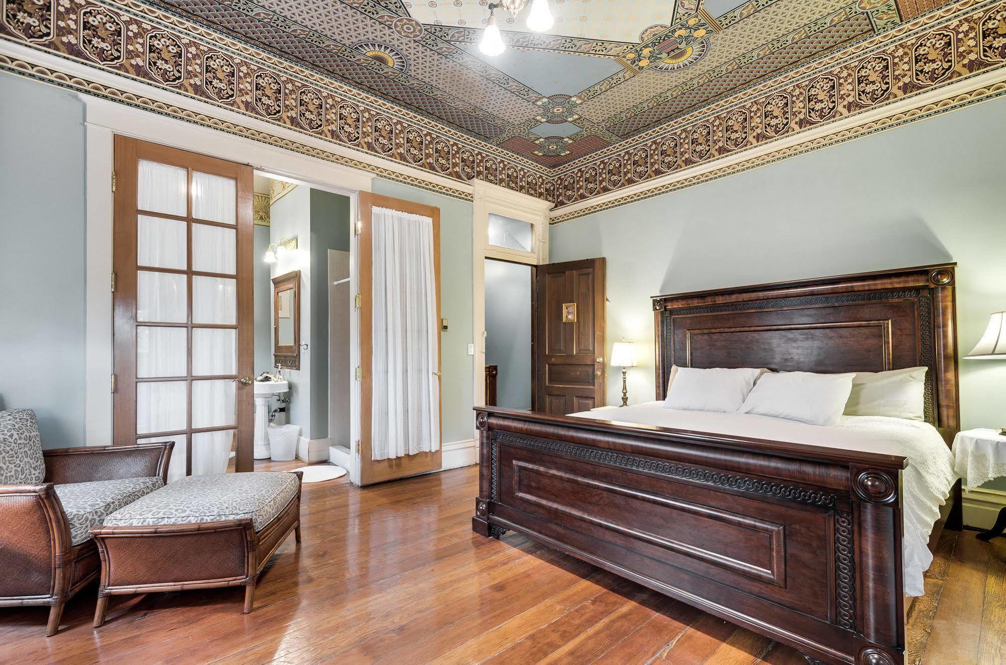 Lumber Baron Inn&gardens 3*