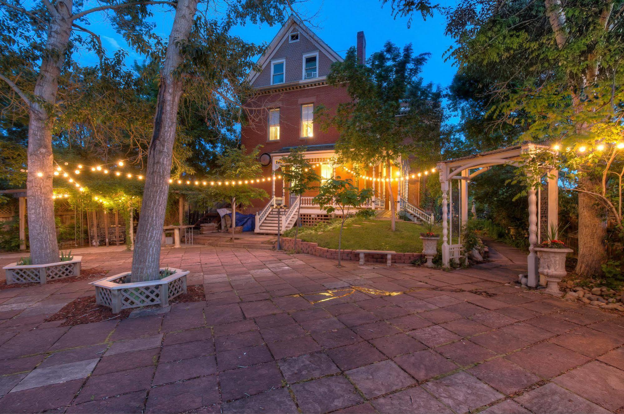 Bed and breakfast Lumber Baron Inn&gardens